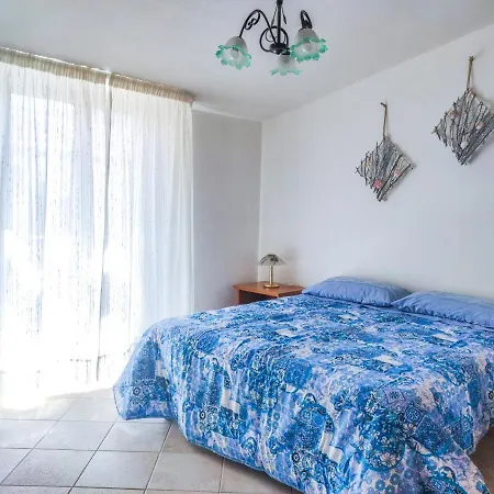 Lejlighed A Casa Dello Zio Toto Con Terrazza A