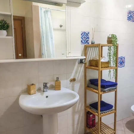 A Casa Dello Zio Toto Con Terrazza A *